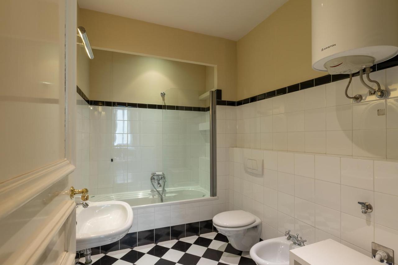 Big Apartment A Stone'S Throw From The Duomo Firenze Eksteriør bilde